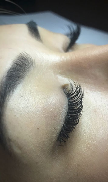 Luxe Lashes 3